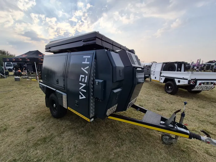 Hyena S1 with Hyena Skytrail Hard Shell Roof Top Tent